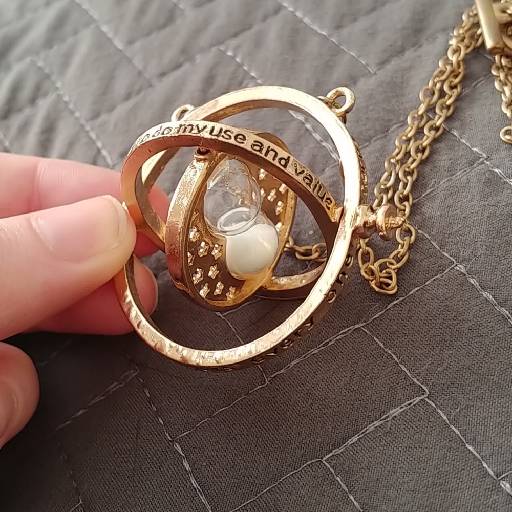 HP Time Turner Necklace - Picture 2 of 4